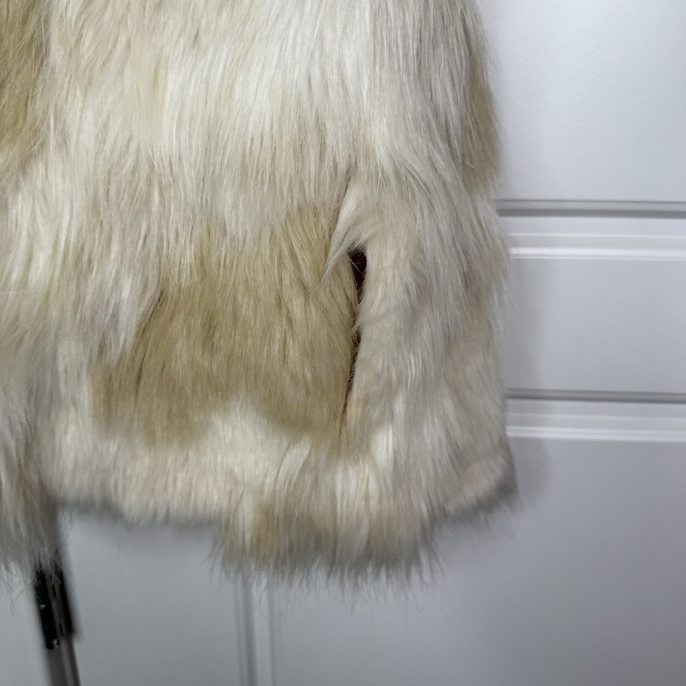Vintage Forever 21 Faux Fur Vest Women's Small Cream Beige Open Front Lined Y2K - Picture 3 of 8